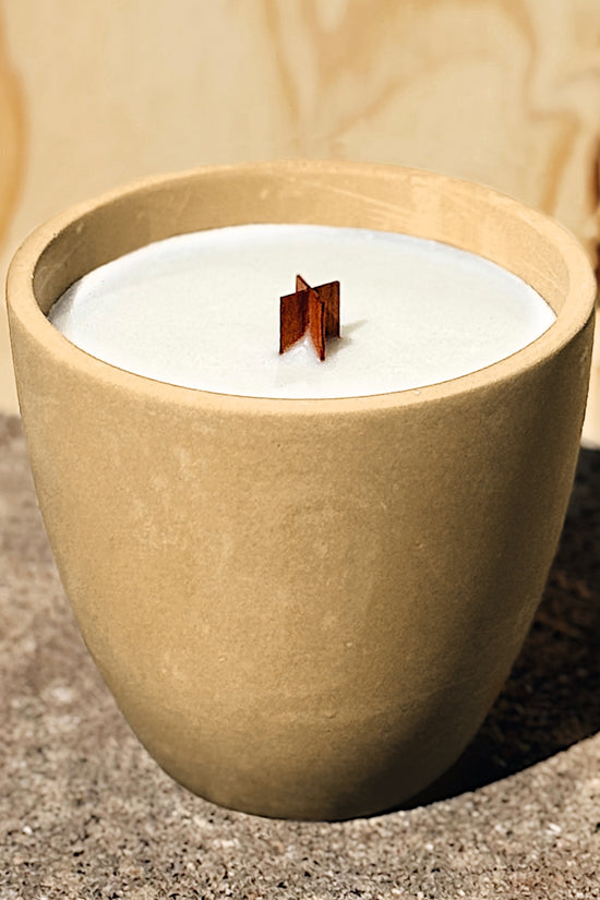 PALO SANTO CANDLE