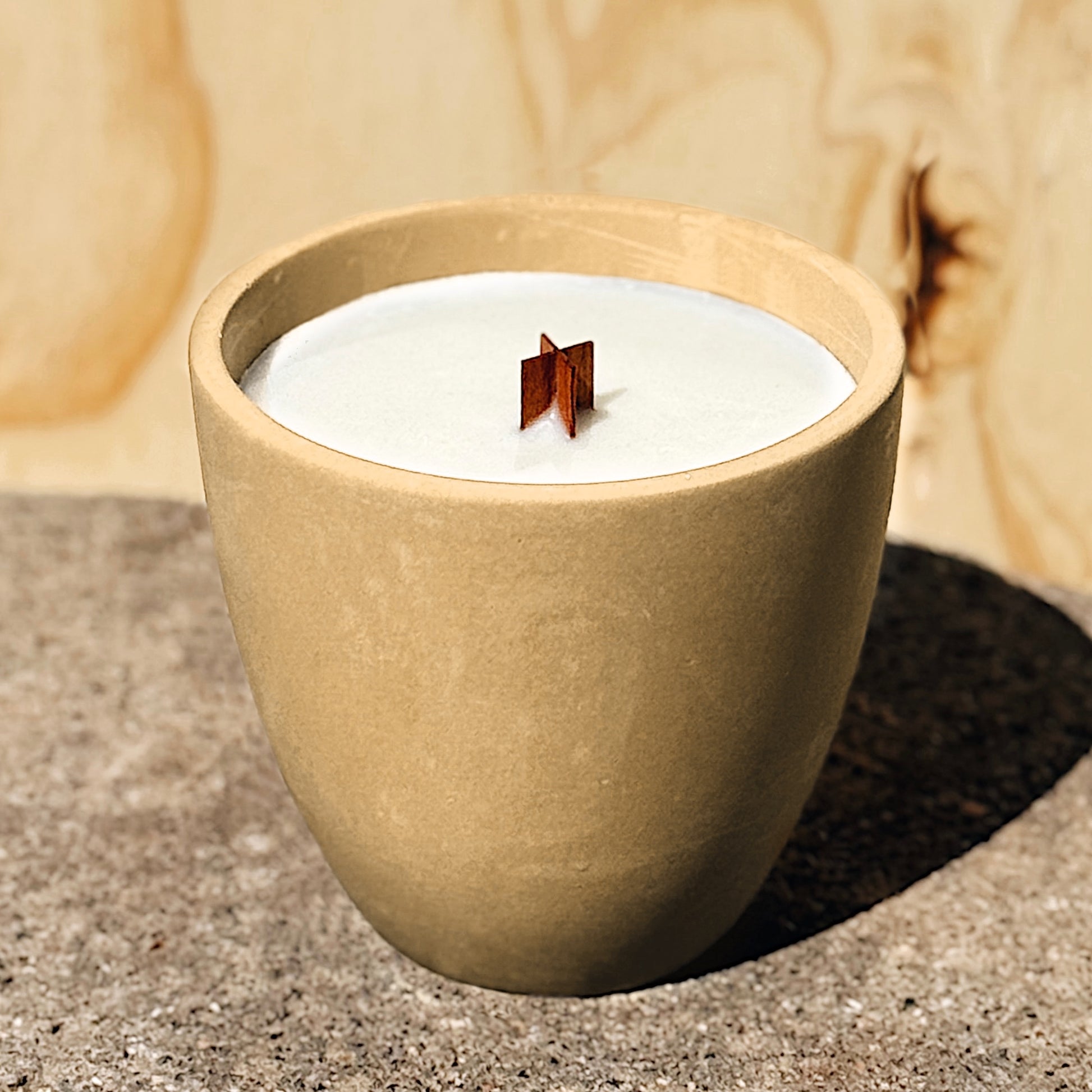 PALO SANTO CANDLE