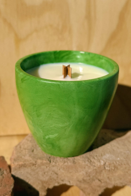 TOMATO LEAF CANDLE